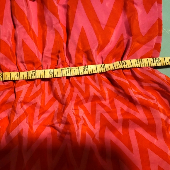 #46 Ruffled strapless dress - Picture 9 of 11